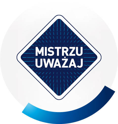 Symbol kampanii składający się z białego napisu "Mistrzu Uważaj" wpisanego w kształt znaku drogowego.